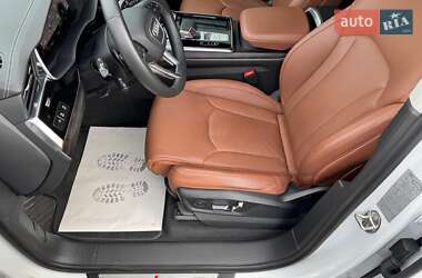 Внедорожник / Кроссовер Audi Q7 2023 в 