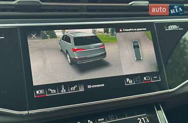 Внедорожник / Кроссовер Audi Q7 2023 в 