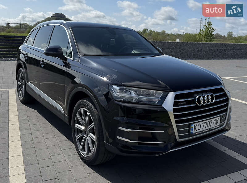 Внедорожник / Кроссовер Audi Q7 2018 в Мукачево