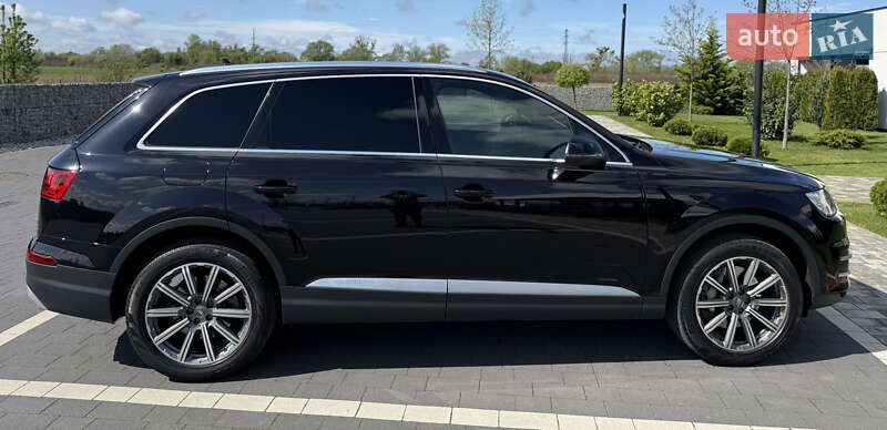 Внедорожник / Кроссовер Audi Q7 2018 в Мукачево