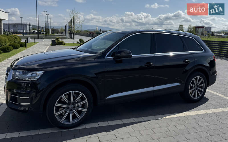 Внедорожник / Кроссовер Audi Q7 2018 в Мукачево
