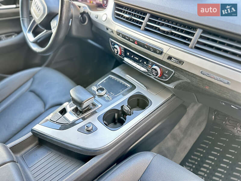 Внедорожник / Кроссовер Audi Q7 2016 в Ровно фото 22 Внедорожник / Кроссовер Audi Q7 2016 в Ровно