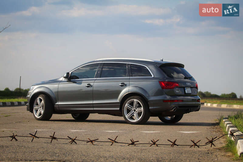 Внедорожник / Кроссовер Audi Q7 2011 в Сумах