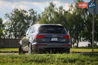 Внедорожник / Кроссовер Audi Q7 2011 в 