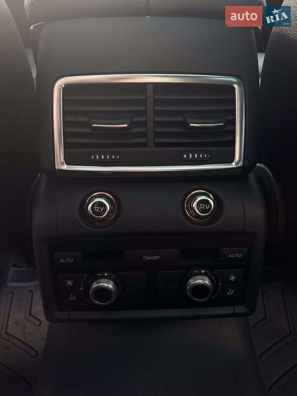 Внедорожник / Кроссовер Audi Q7 2011 в Сумах