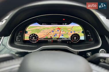 Внедорожник / Кроссовер Audi Q7 2017 в 
