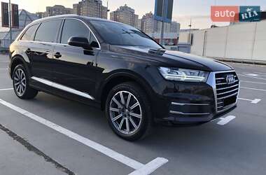 Внедорожник / Кроссовер Audi Q7 2019 в 