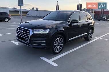 Внедорожник / Кроссовер Audi Q7 2019 в 