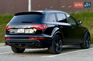 Внедорожник / Кроссовер Audi Q7 2012 в 