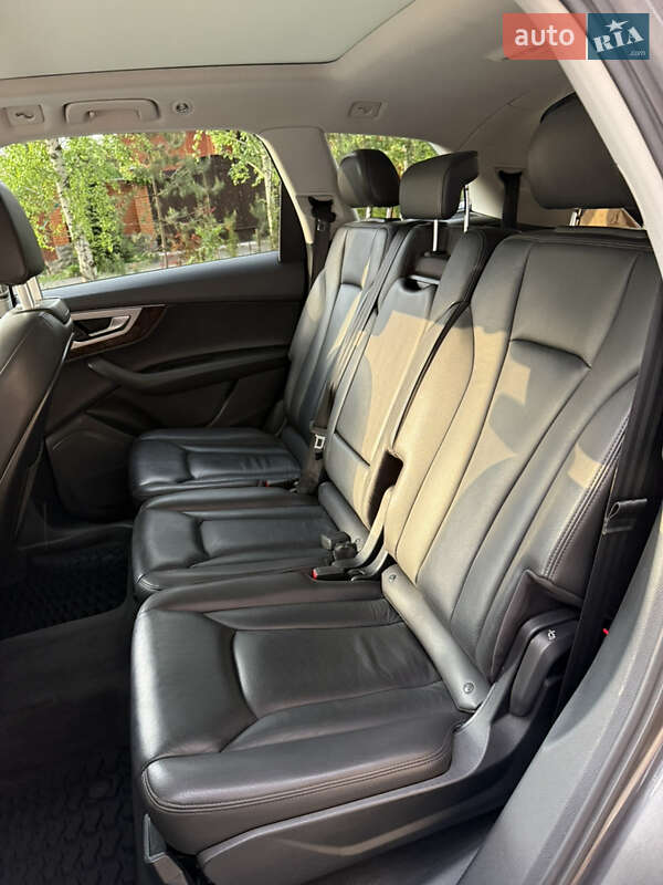 Позашляховик / Кросовер Audi Q7 2018 в Києві