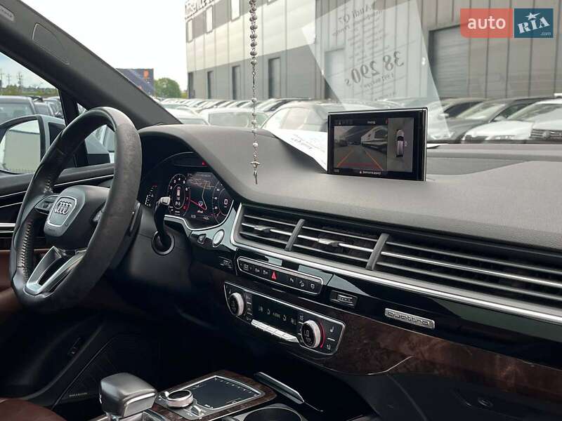 Внедорожник / Кроссовер Audi Q7 2017 в Львове