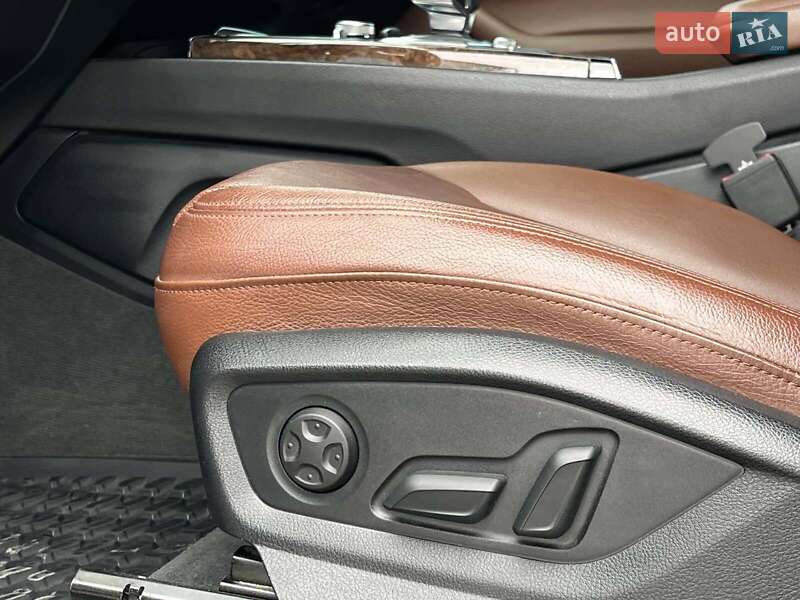 Внедорожник / Кроссовер Audi Q7 2017 в Львове