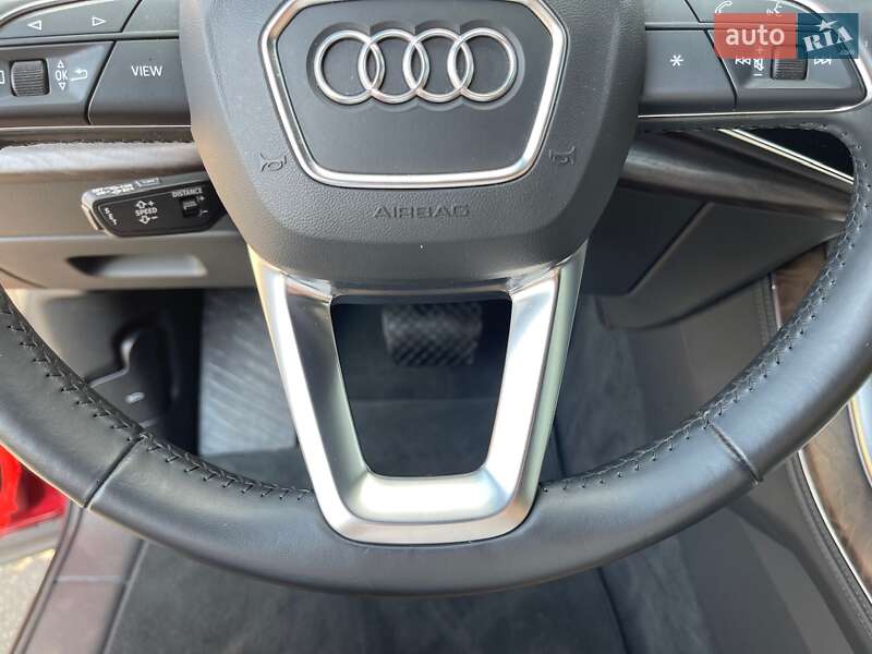 Внедорожник / Кроссовер Audi Q7 2020 в Киеве