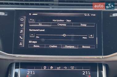 Позашляховик / Кросовер Audi Q7 2020 в 