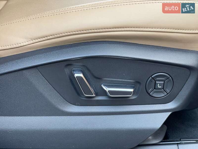 Внедорожник / Кроссовер Audi Q7 2020 в Киеве