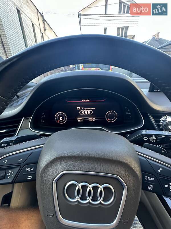 Позашляховик / Кросовер Audi Q7 2017 в Тернополі