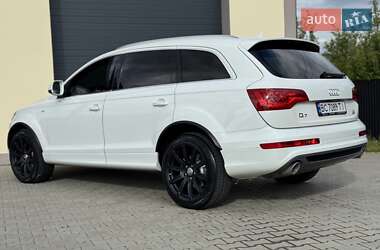 Внедорожник / Кроссовер Audi Q7 2012 в 