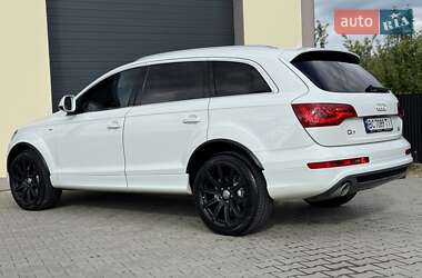 Внедорожник / Кроссовер Audi Q7 2012 в 