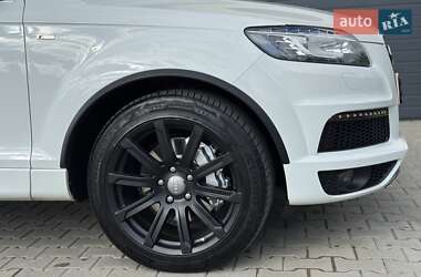 Внедорожник / Кроссовер Audi Q7 2012 в 