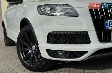 Внедорожник / Кроссовер Audi Q7 2012 в 