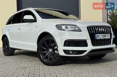 Внедорожник / Кроссовер Audi Q7 2012 в 
