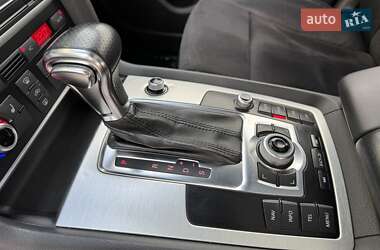Внедорожник / Кроссовер Audi Q7 2012 в 