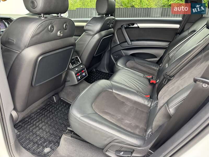 Внедорожник / Кроссовер Audi Q7 2012 в Стрые
