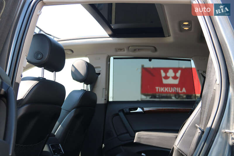 Внедорожник / Кроссовер Audi Q7 2014 в Киеве