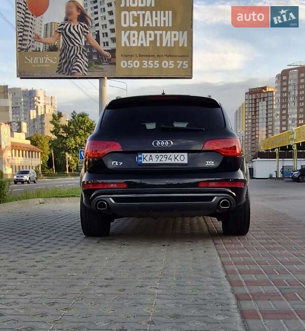 Внедорожник / Кроссовер Audi Q7 2015 в Броварах