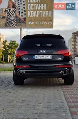 Позашляховик / Кросовер Audi Q7 2015 в 