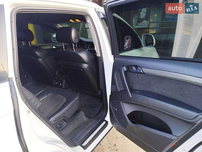 Внедорожник / Кроссовер Audi Q7 2006 в Пятихатках фото 13 Внедорожник / Кроссовер Audi Q7 2006 в Пятихатках