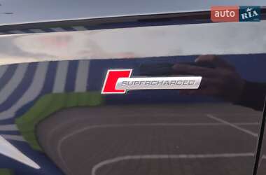 Внедорожник / Кроссовер Audi Q7 2010 в 
