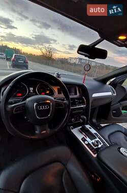 Внедорожник / Кроссовер Audi Q7 2010 в 