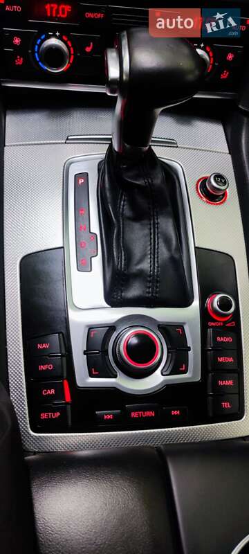 Позашляховик / Кросовер Audi Q7 2011 в Львові