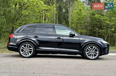Внедорожник / Кроссовер Audi Q7 2019 в 