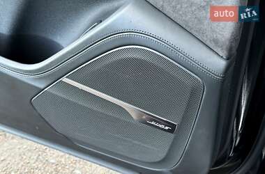 Внедорожник / Кроссовер Audi Q7 2019 в 