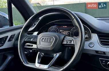 Внедорожник / Кроссовер Audi Q7 2019 в 