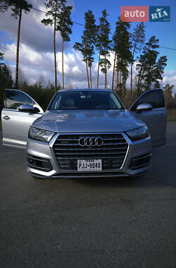 Внедорожник / Кроссовер Audi Q7 2016 в Ахтырке