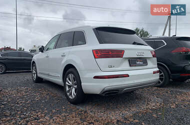 Внедорожник / Кроссовер Audi Q7 2018 в 