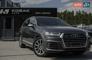 Внедорожник / Кроссовер Audi Q7 2018 в 