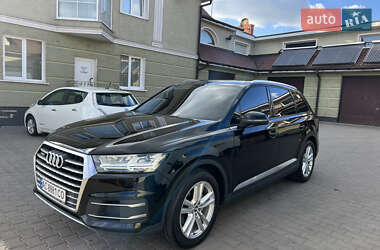 Внедорожник / Кроссовер Audi Q7 2015 в 