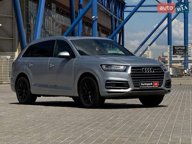 Внедорожник / Кроссовер Audi Q7 2019 в Харькове
