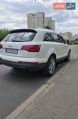 Внедорожник / Кроссовер Audi Q7 2013 в 