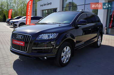 Внедорожник / Кроссовер Audi Q7 2014 в 
