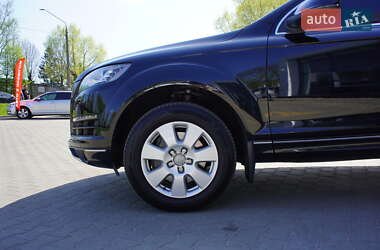 Внедорожник / Кроссовер Audi Q7 2014 в 