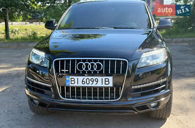 Внедорожник / Кроссовер Audi Q7 2011 в 