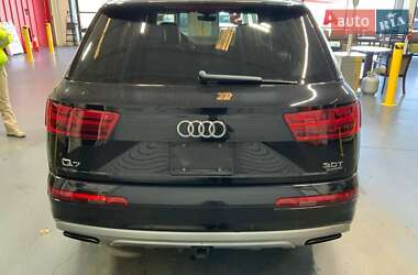 Внедорожник / Кроссовер Audi Q7 2018 в 