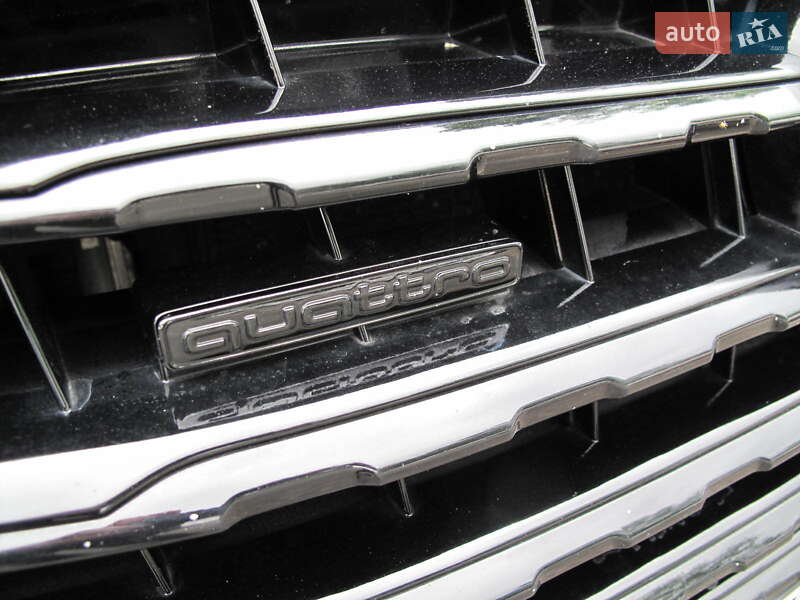 Внедорожник / Кроссовер Audi Q7 2015 в Киеве