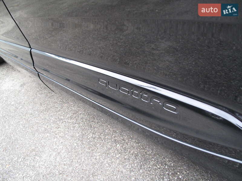 Внедорожник / Кроссовер Audi Q7 2015 в Киеве