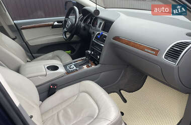 Внедорожник / Кроссовер Audi Q7 2014 в 